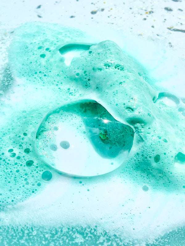 Aquamarine Bath Bomb | Lemongrass